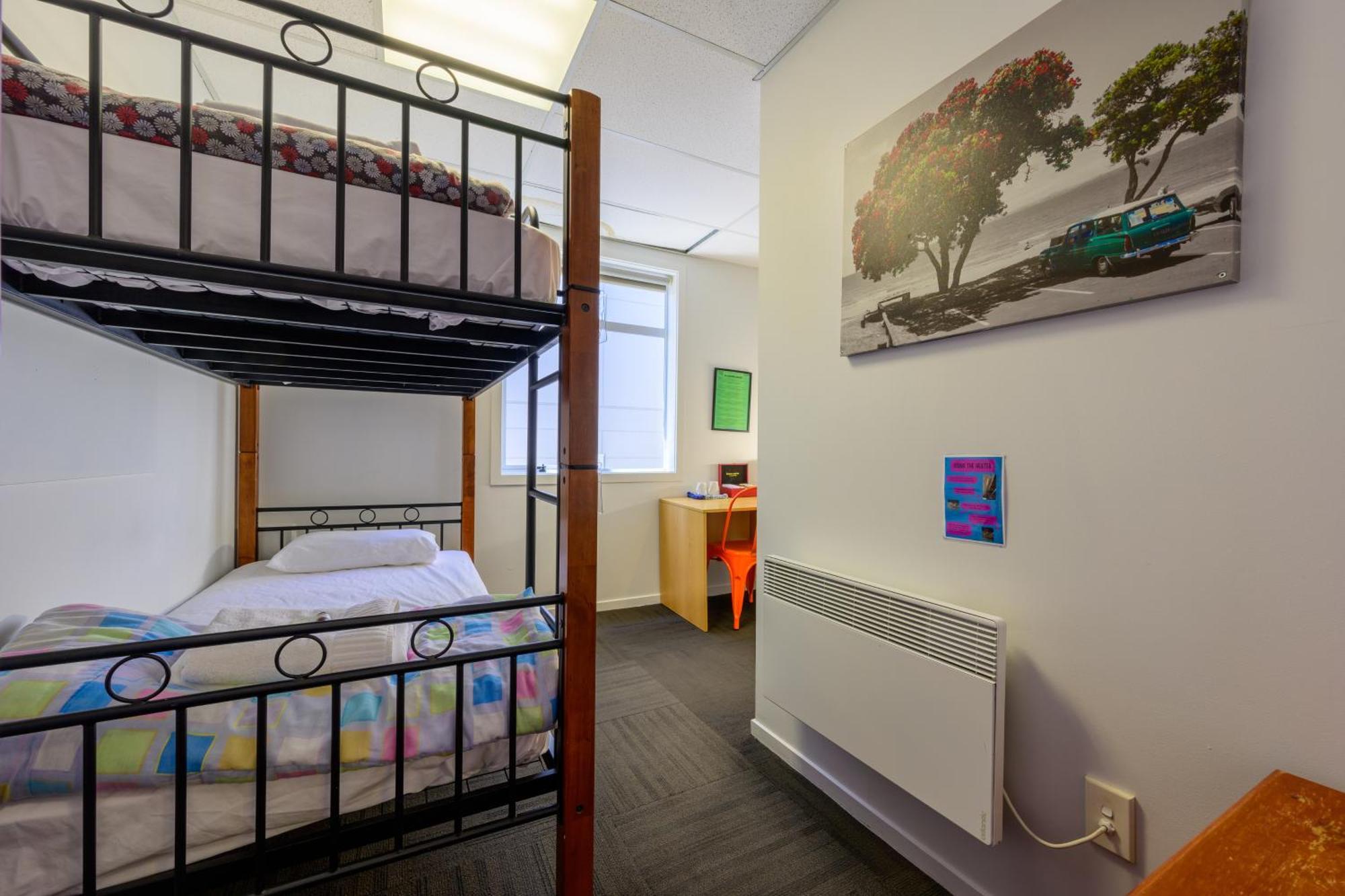 Trek Global Backpackers Hostel Wellington Exterior photo