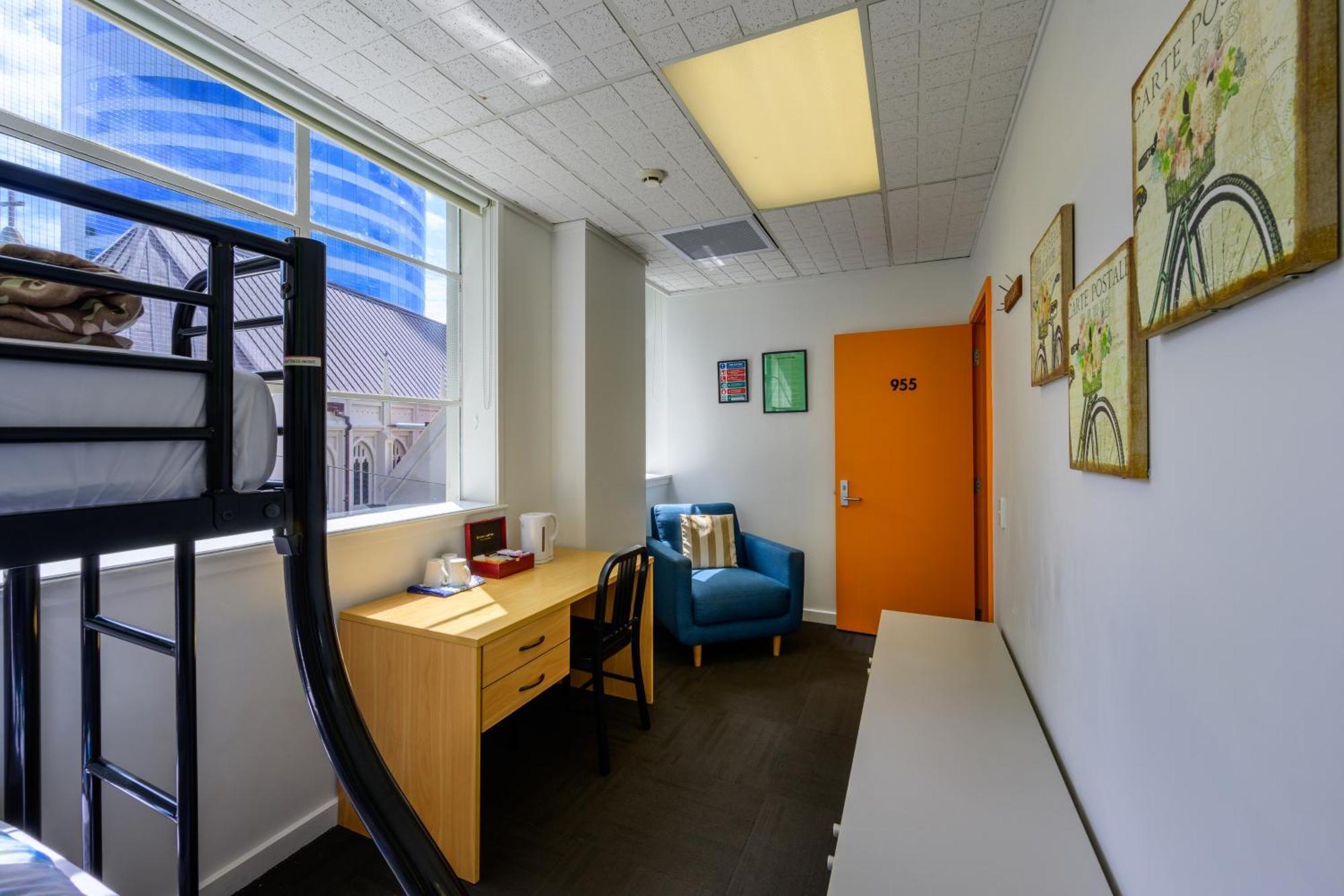 Trek Global Backpackers Hostel Wellington Exterior photo