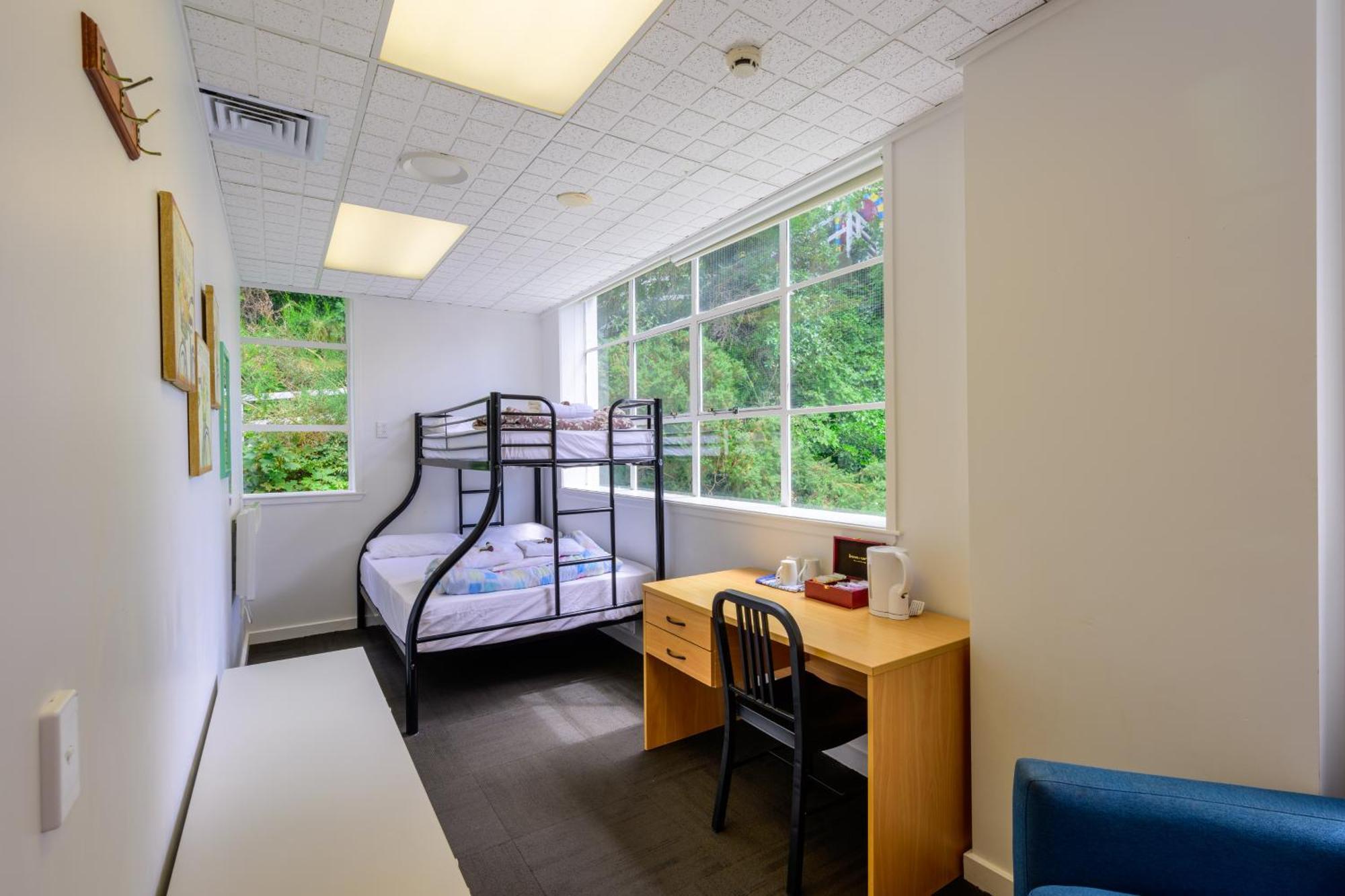 Trek Global Backpackers Hostel Wellington Exterior photo