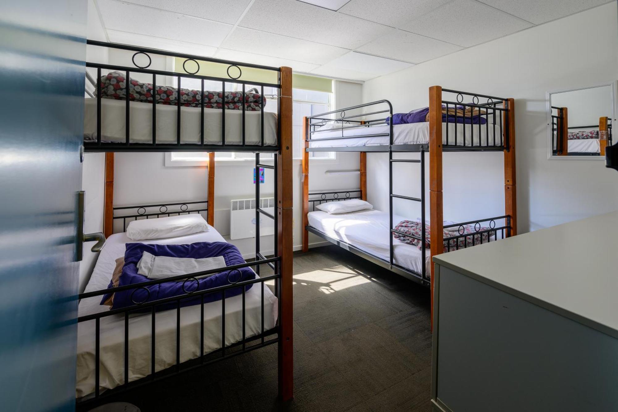 Trek Global Backpackers Hostel Wellington Exterior photo