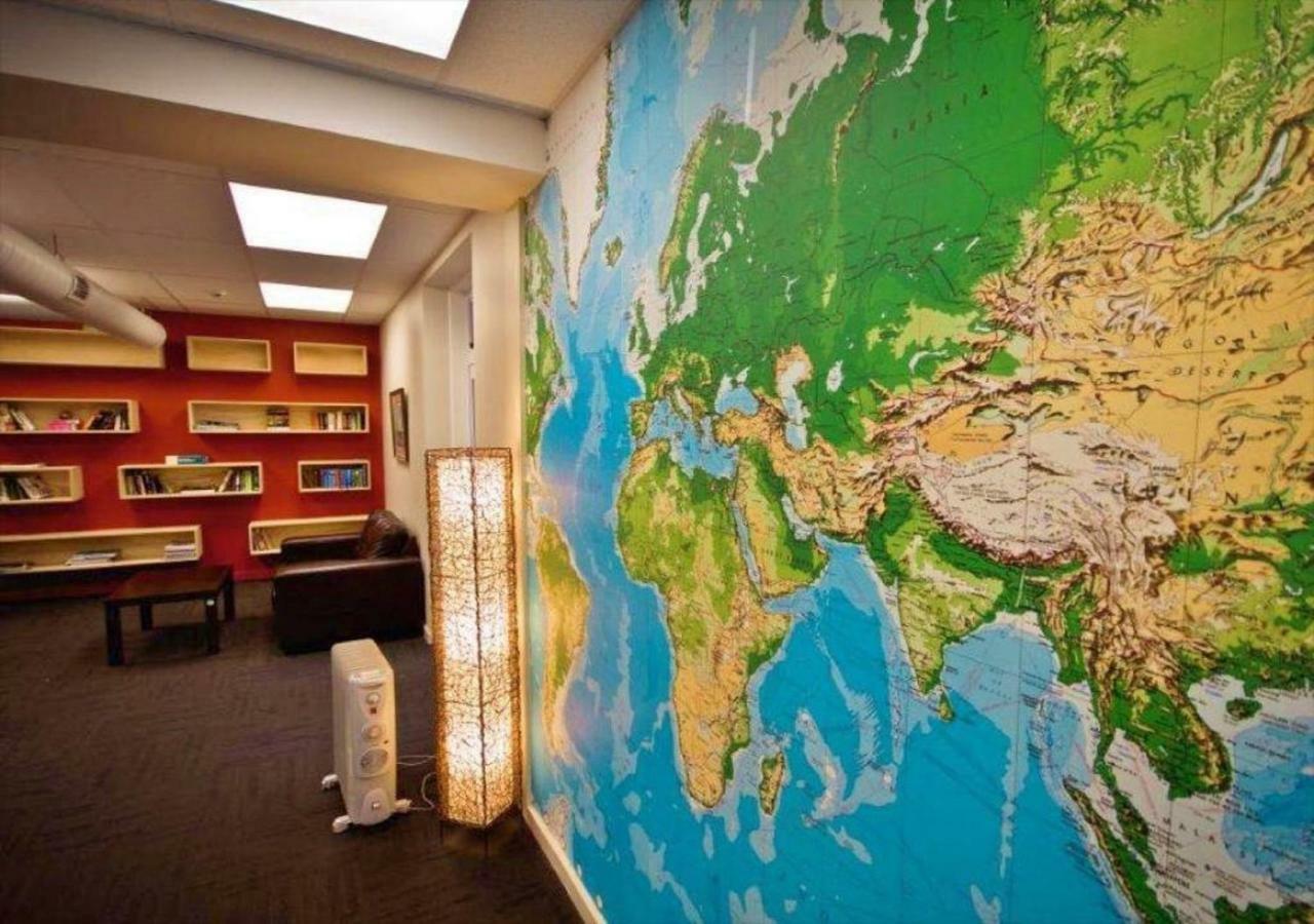 Trek Global Backpackers Hostel Wellington Exterior photo